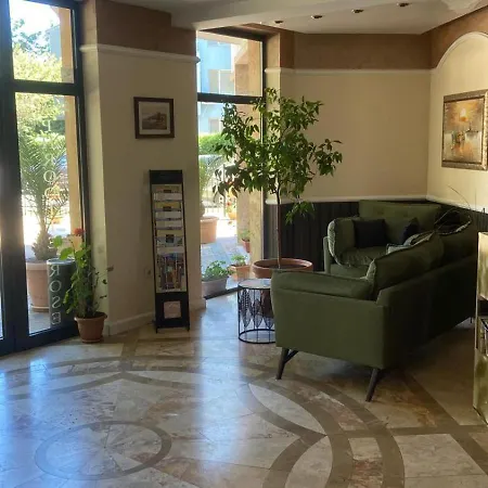 Aphrodite Rose * サニービーチ